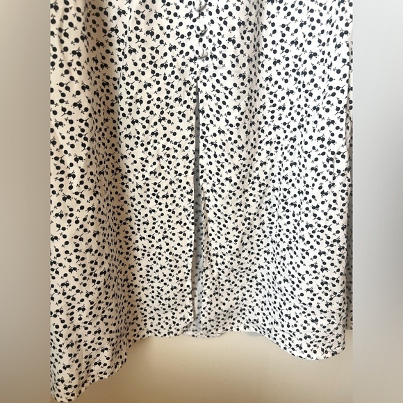 LOFT White and Black Floral Button Pull On Midi Skirt Size Medium NWT BRAND NEW - Picture 8 of 14